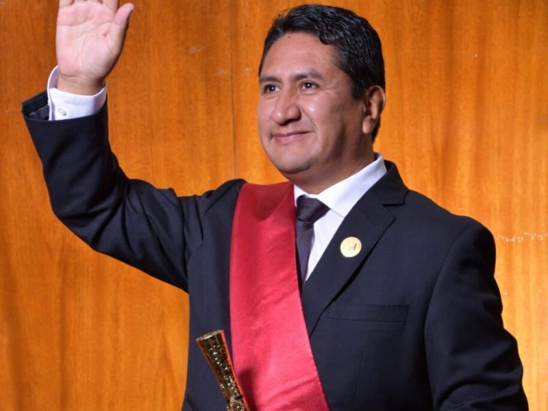 DSC_3963-1-scaled-e1705106928885-915x1024